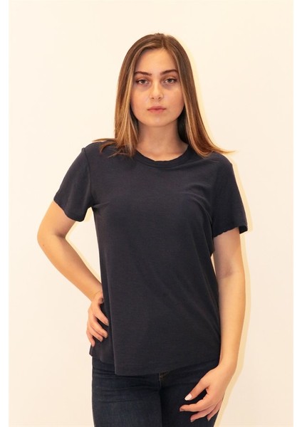 Kadın Organik Bisiklet Yaka T-Shirt