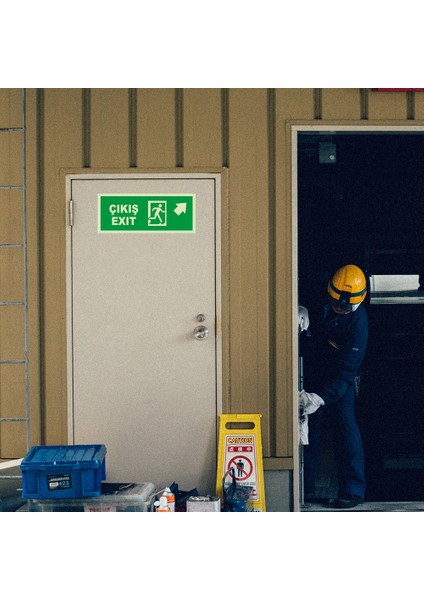 - Çıkış Exit Sağ Üst Ok Lümen Folyo Levhası - Dekote Malzeme 19.5X8CM fırsatları