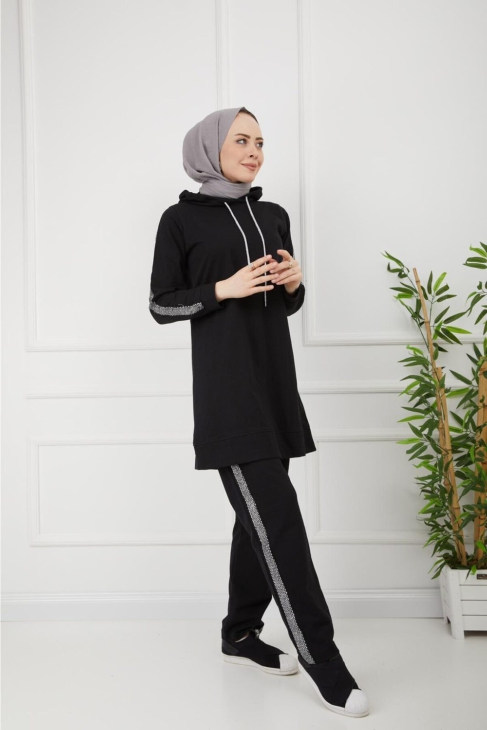 Cng Moda Kolu Şeritli Siyah Tesettür Eşofman Takımı görsel 3