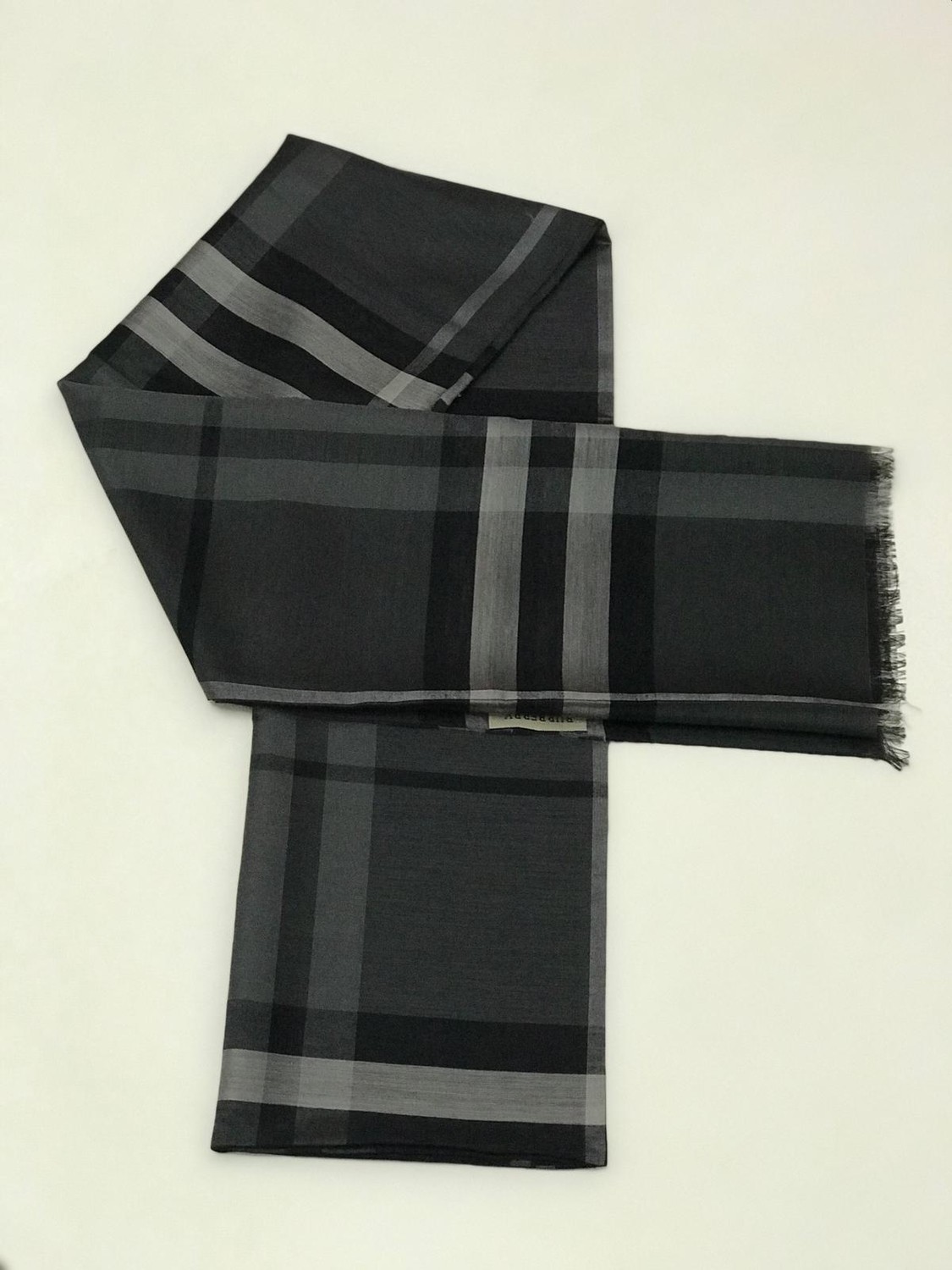 Ela Şal % 20 Ipek Burberry Kadın Şal görsel 3