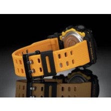 Casıo GA-900A-1A9DR Erkek Kol Saati
