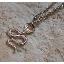 Kırmızı Sanat Evi Zincirli Kobra Yılanı Uçlu Bijuteri Kolye