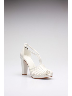 Rovigo Plus Beyaz Rugan Kadın Topuklu Ayakkabı