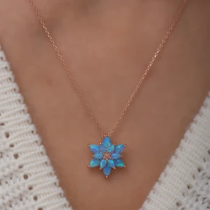 Papatya Silver 925 Ayar Opal Taşlı Gümüş Lotus Kolye