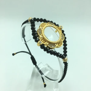 Tralles Takı Baklava Modeli, Taşlı Çiçek Çerçeveli, Çeyreklik Makrome Bileklik