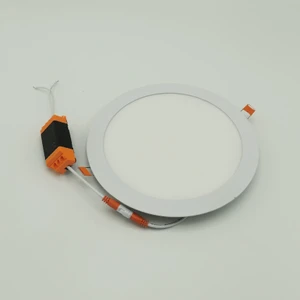 Sıva Altı 15 Watt Slim LED Panel Armatür Trafolu Beyaz Gün Işığı