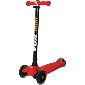 218 Işikli 3 Teker Scooter Kırmızı