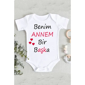 Anne Benim Annem Bir Başka %100 Pamuk Organik Baskılı Zıbın Body