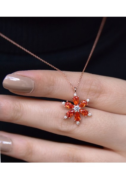 925 Ayar Gümüş Taşlı Kamelya Çiçeği Kadın Kolye