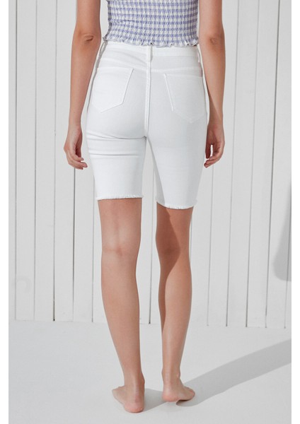 Beyaz White Denim Bermuda modelleri