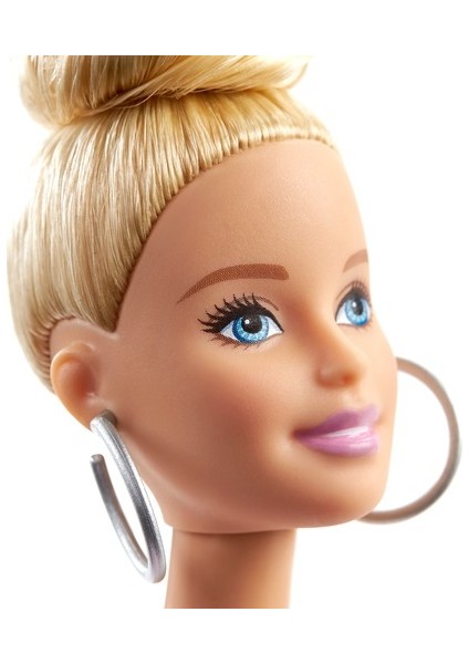 Büyüleyici Parti Bebekleri GHW56 modelleri