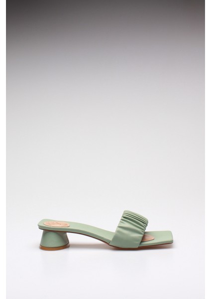 Plus Yeşil Cilt Kadın Terlik fiyatları