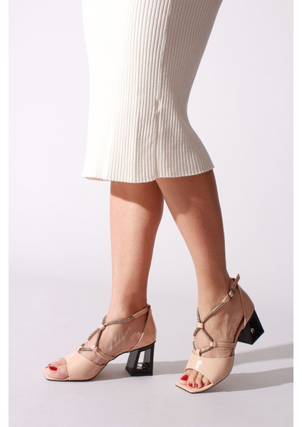 Plus Bej Kırışık Rugan Kadın Topuklu Ayakkabı