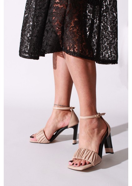 Plus Bej Cilt Kadın Topuklu Ayakkabı