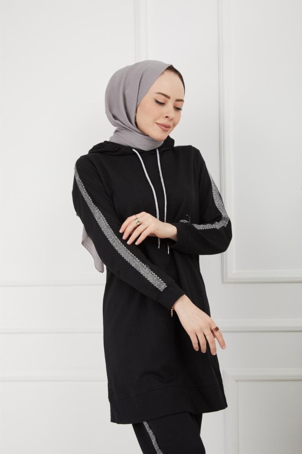 Cng Moda Kolu Şeritli Siyah Tesettür Eşofman Takımı görsel 2