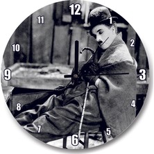 Cakatablo Charlie Chaplin Ayakları Soba Içinde Uyuyor Duvar Saati