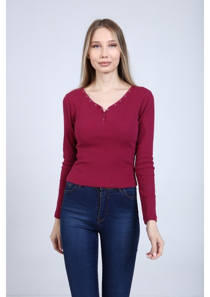 Kadın Mürdüm Yakası Çıtçıt Detaylı Uzun Kol T-Shirt fiyatları