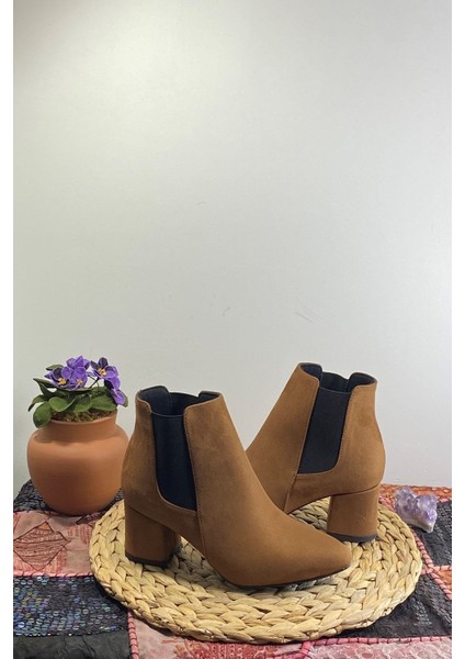 Taba Kadın Süet Topuklu Bot
