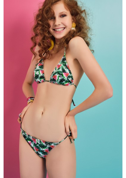 Yeşil Ince Bağcıklı Bikini Altı modelleri