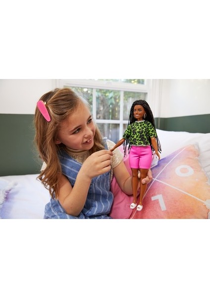 Büyüleyici Parti Bebekleri GHW58