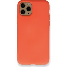 Nevarium Apple iPhone 11 Pro Kılıf Silikon Içi Kadife Nano - Turuncu