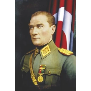 Madalyalı Askeri Üniformalı Gazi Mustafa Kemal Atatürk Ay Yıldızlı Poster Bayrak 100X150 cm