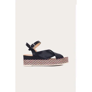 Bueno Shoes Siyah Deri Kadın Dolgu Topuklu Sandalet