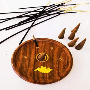 Ahşap Yuvarlak Tütsü Tabağı Tütsülük 10 Konik Ve 20 Stick Meditasyon