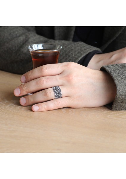Siyah-Beyaz Renkli 1000 Ayar Gümüş Trabzon El Örmesi Kazaz Yüzük modelleri