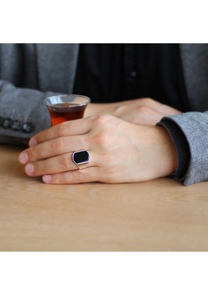 Flat Tasarım Siyah Oniks Taşlı 925 Ayar Gümüş Erkek Yüzük fiyatları