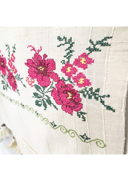 Kanaviçe Işlemeli Dört Farklı Renk 200CM x 180CM Pamuk Perde