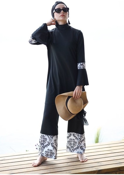 Tam Kapalı Mayo 1958 - Siyah fırsatları