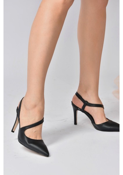 Siyah Sivri Burun Kadın Topuklu Ayakkabı K404910809 fiyatları