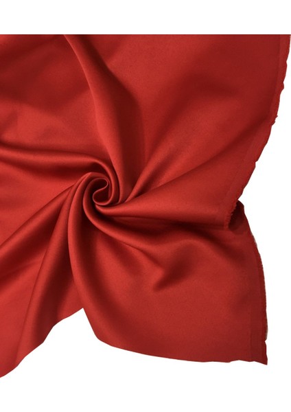 Kırmızı Saten Kumaş modelleri