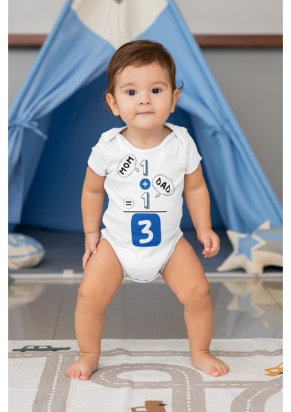 Mom Dad 1+1=3 Desenli Kısa Kol Erkek Body