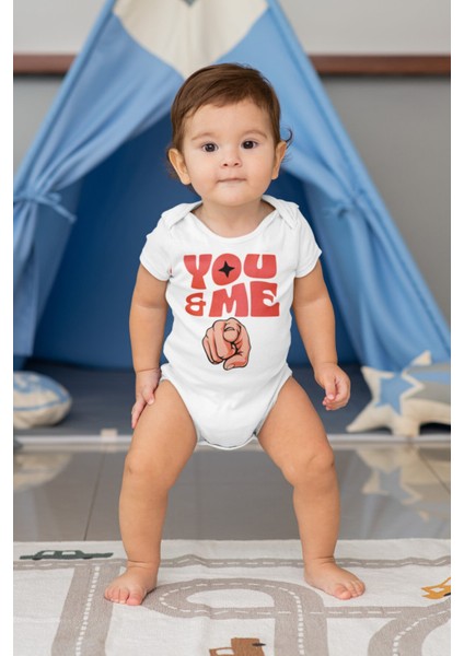 Unisex Bebek Beyaz You And Me Desenli Kısa Kol