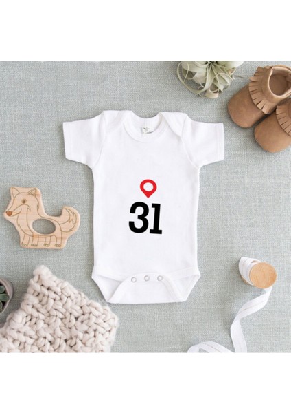 Unisex Beyaz Baskılı Zıbın