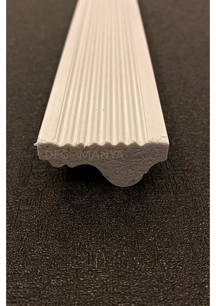 Boyanabilir Duvar Çıtası 4 cm 5 Boy 12 M