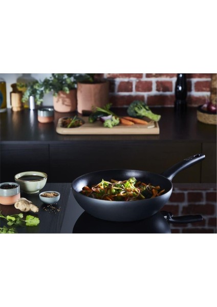 Titanyum 3x Ultimate Indüksiyon Tabanlı Wok Tava - 28 cm. 2100118301 fırsatları