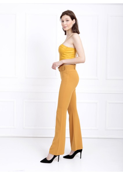 Ispanyol Paça Kemerli Örme Kumaş Pantolon PNT32439 Hardal