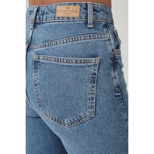 Cross Jeans Sydney Orta Mavi Yüksek Bel Slim Straight Paçası Kesikli Jean Pantolon C 4529-008