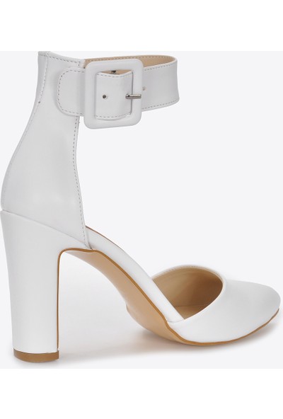 Vizon Ayakkabı Kadın Beyaz Klasik Topuklu Ayakkabı VZN21-072Y