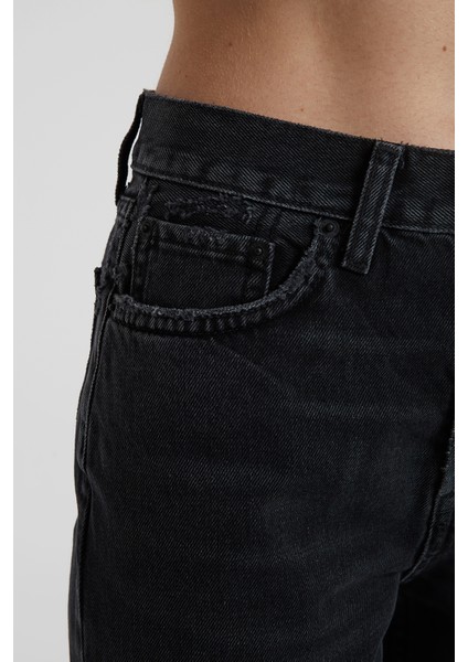 ELIZA CROPPED Siyah Dizi Kesikli Straight Cropped Fit Jean Pantolon C 4518-010 fırsatları
