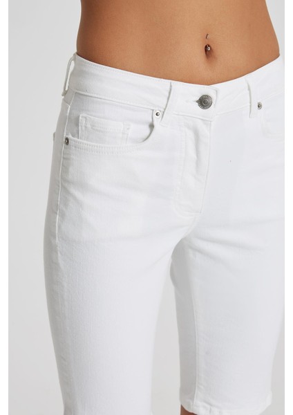 Beyaz Orta Bel Biker Jean Şort C 4534-019
