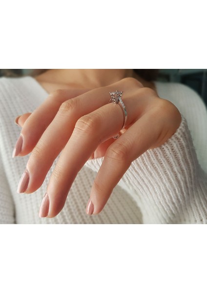 0,50 Karat Görünümlü Pırlanta Tektaş Yüzük 0417R0225 indirimleri