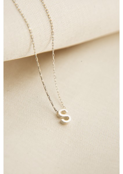 Kadın Üç Boyutlu S Harf Model 925 Ayar Gümüş Kolye fiyatları