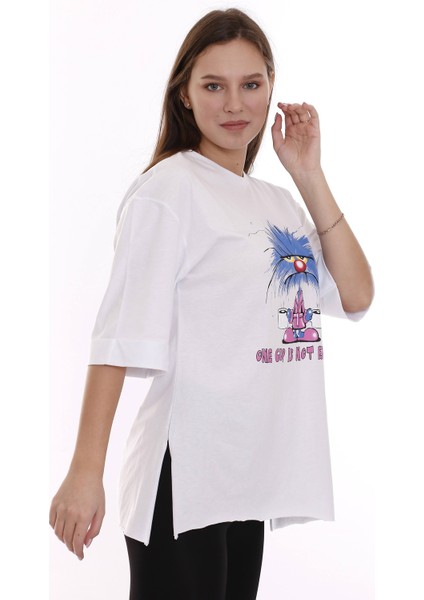 Kadın Oversize One Cup Baskılı Tshirt indirimleri