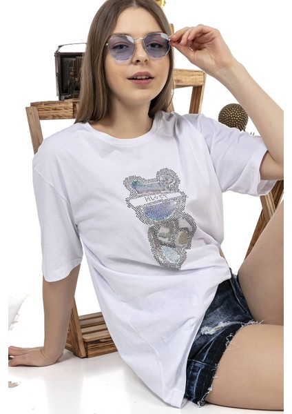 Kadın Oversize Taş Işlemeli Ayıcık Baskılı Tshirt