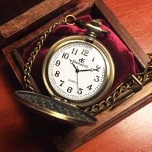 Kuzey Caddesi Kişiye Özel Osmanlı Arma Kapaklı Vintage Köstekli Saat Cep Saati Ahşap Kutusunda