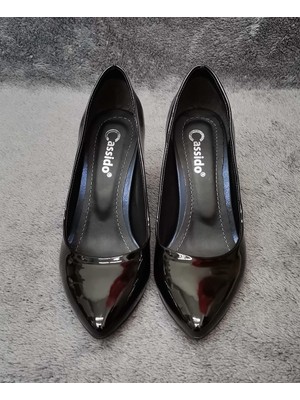 Cassido Shoes Özel Tasarım Siyah Rugan Topuklu Ayakkabı ve Çanta Takım